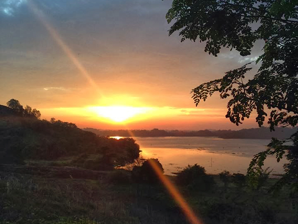 2-volunteer-in-sri-lanka-sunset